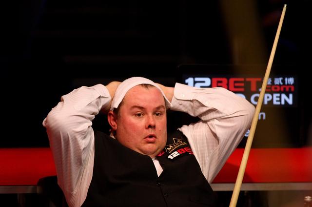 他在球场上 他在球场上