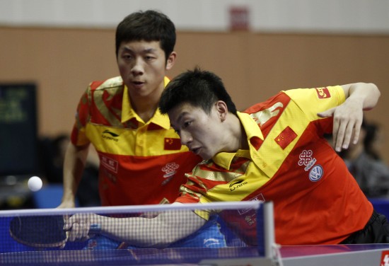 并在中场引 并在中场引